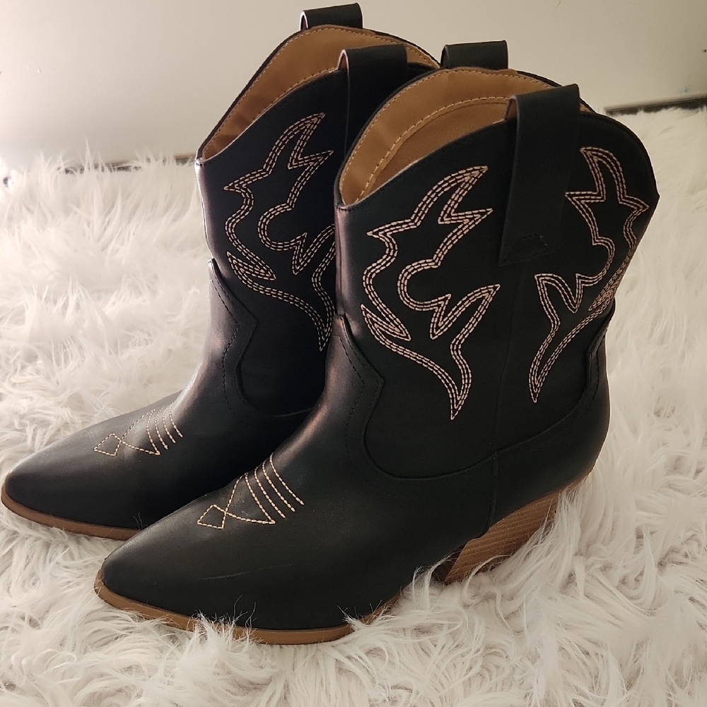 Black Western Boots
